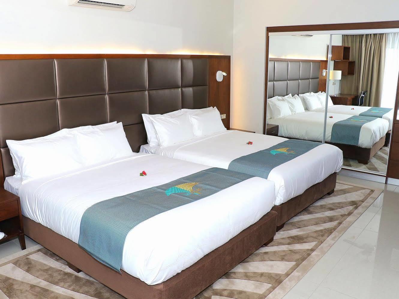 The Palms Denarau Fiji Aparthotel Bagian luar foto