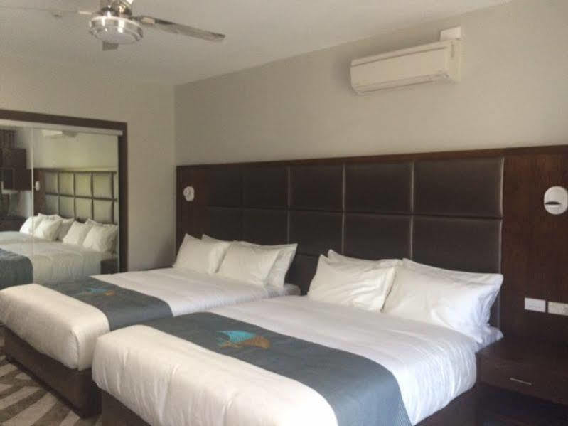 The Palms Denarau Fiji Aparthotel Bagian luar foto